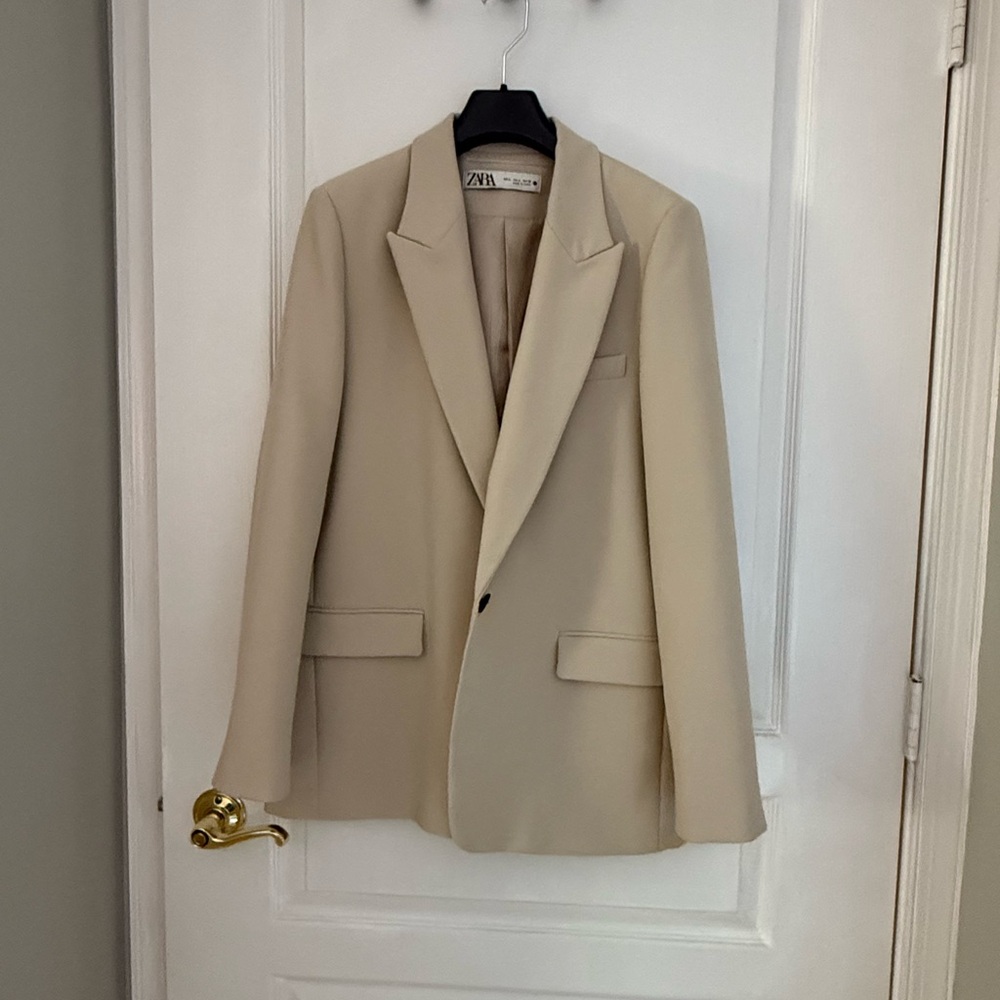 Zara Women's Cream Blazer